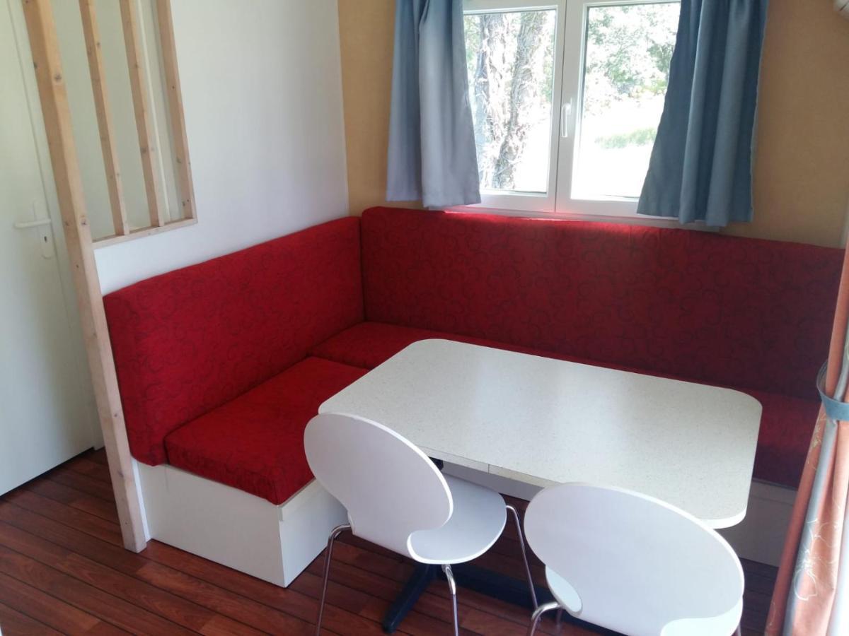 Las Casitas De Las Arribes Hotel อัลเดอาดาวีลา เด ลาริเบรา ภายนอก รูปภาพ